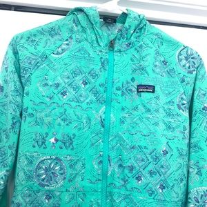 Brand New Girls Patagonia windbreaker size XXL